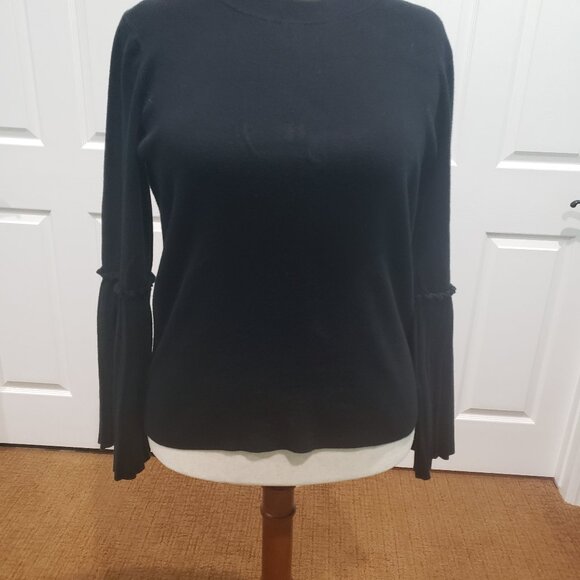 Banana Republic Sweaters - Banana Republic Women's Black Fluted Pleat Sleeve Sweater Size XL Holiday Party
